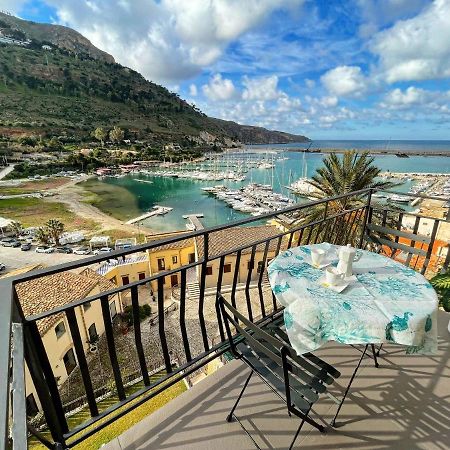 Suite Altamarea "Sea View Studios" Castellammare del Golfo Kültér fotó