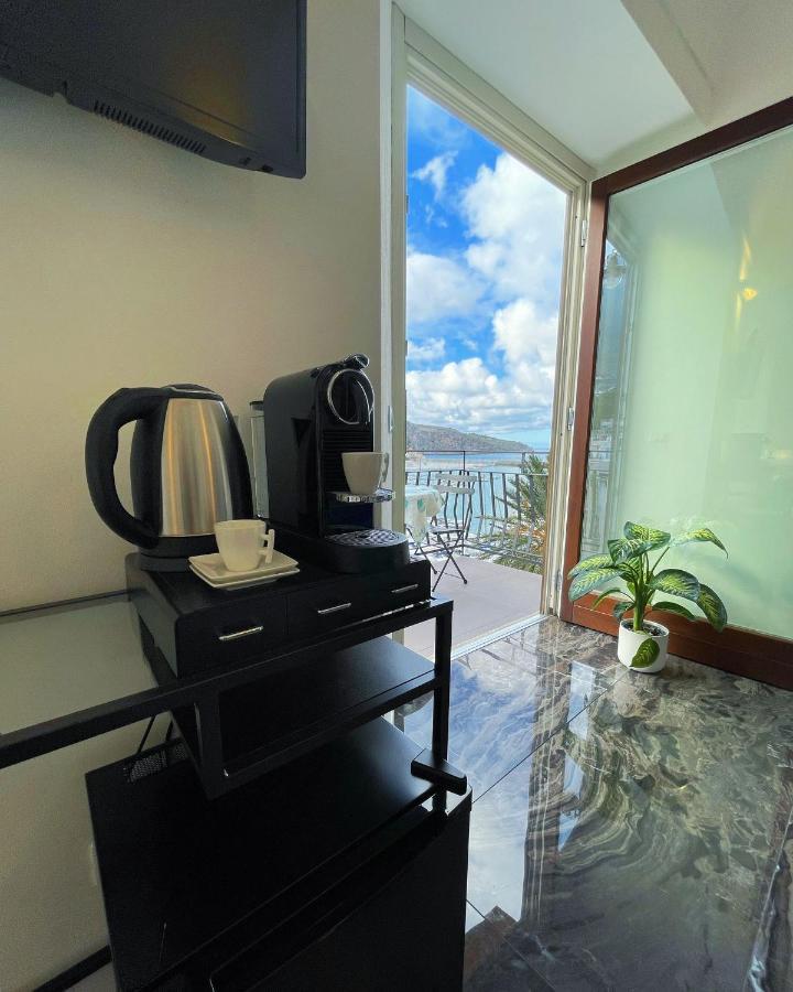 Suite Altamarea "Sea View Studios" Castellammare del Golfo Kültér fotó