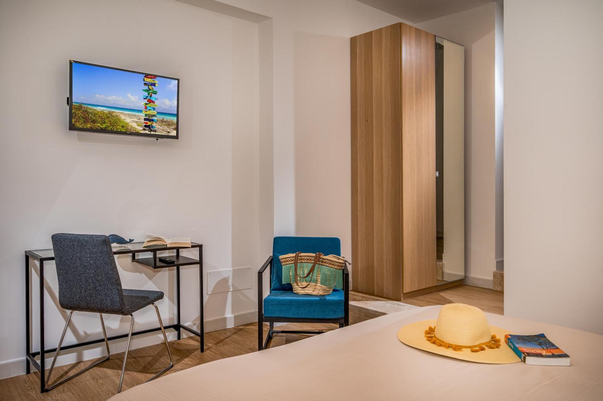 Suite Altamarea "Sea View Studios" Castellammare del Golfo Kültér fotó