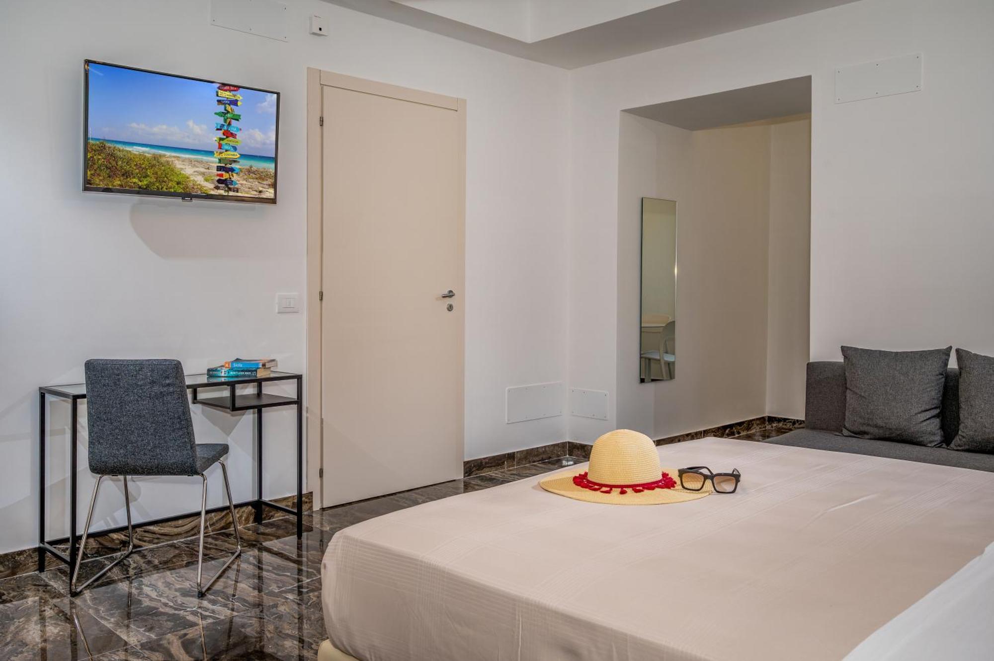 Suite Altamarea "Sea View Studios" Castellammare del Golfo Kültér fotó