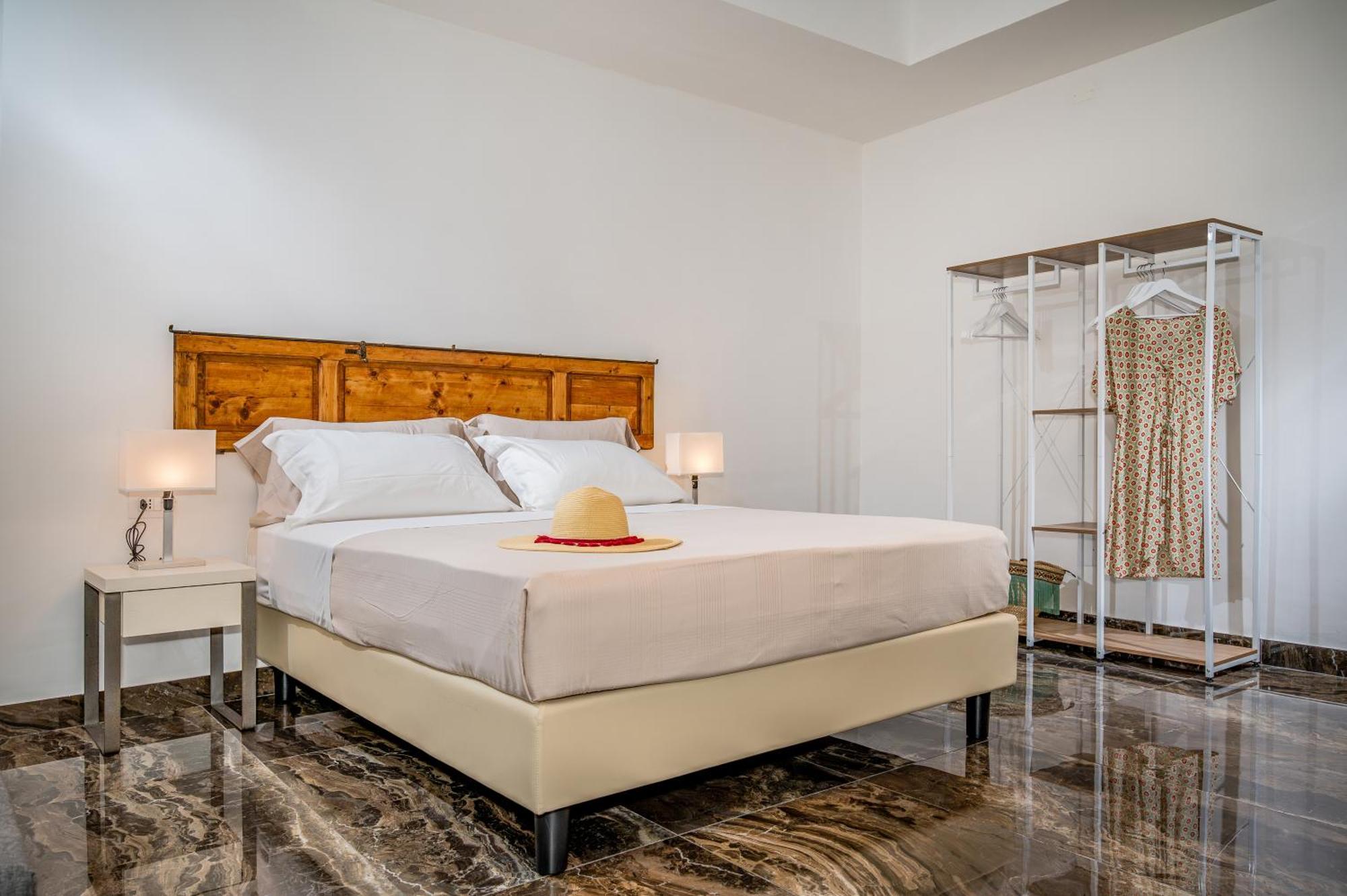 Suite Altamarea "Sea View Studios" Castellammare del Golfo Kültér fotó